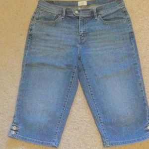 Ladies Levi’s 515 Skimmers Size 8